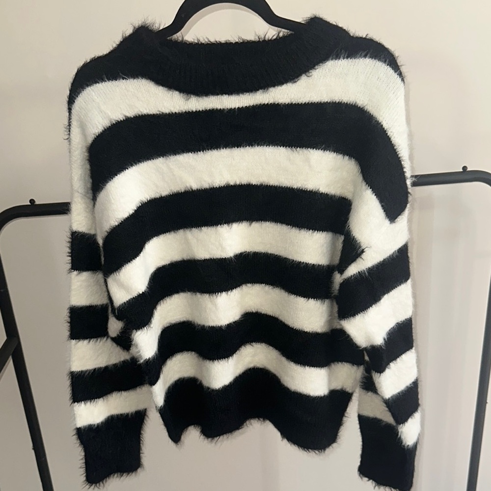 Striped Black and White Women's Sweater
